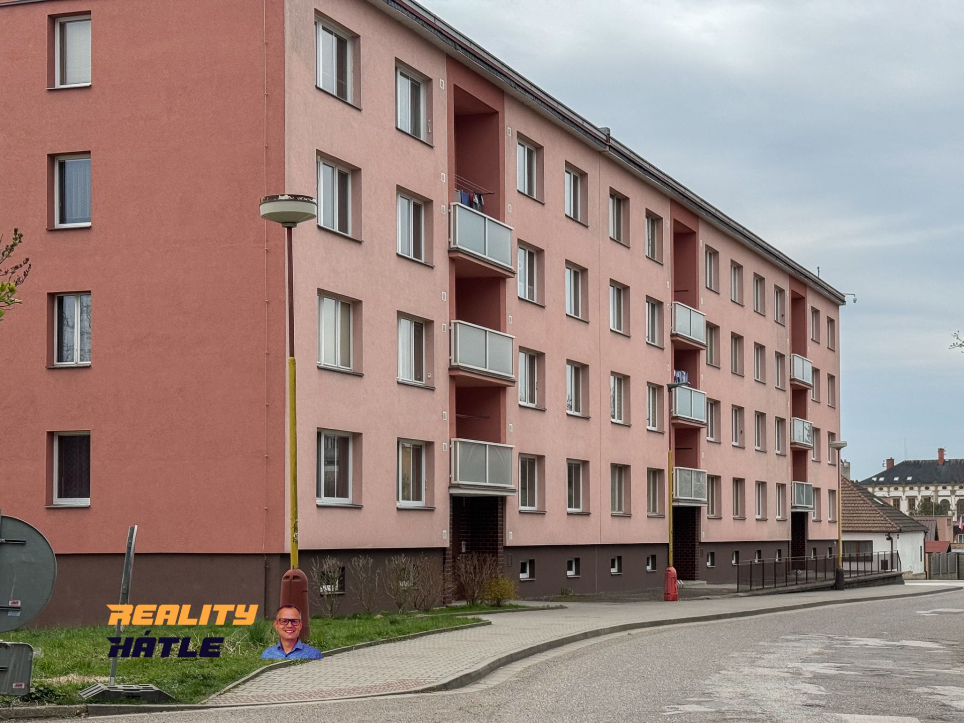 PRONÁJEM BYTU 1+1 V HOŘICÍCH